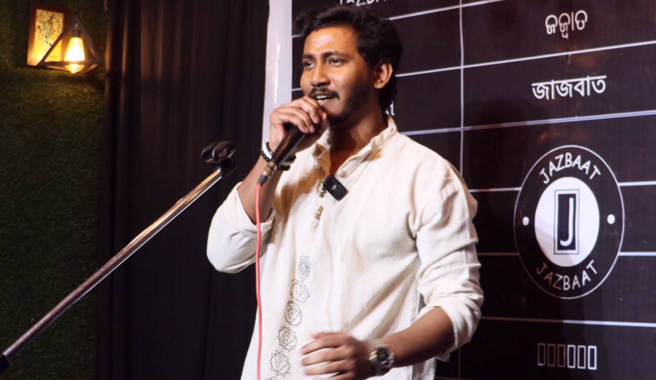 Acoustic Musical Performance